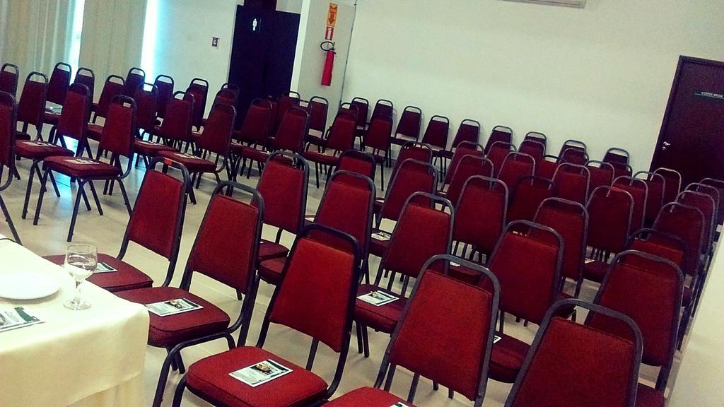 Podium Apart Hotel Varginha  Zewnętrze zdjęcie