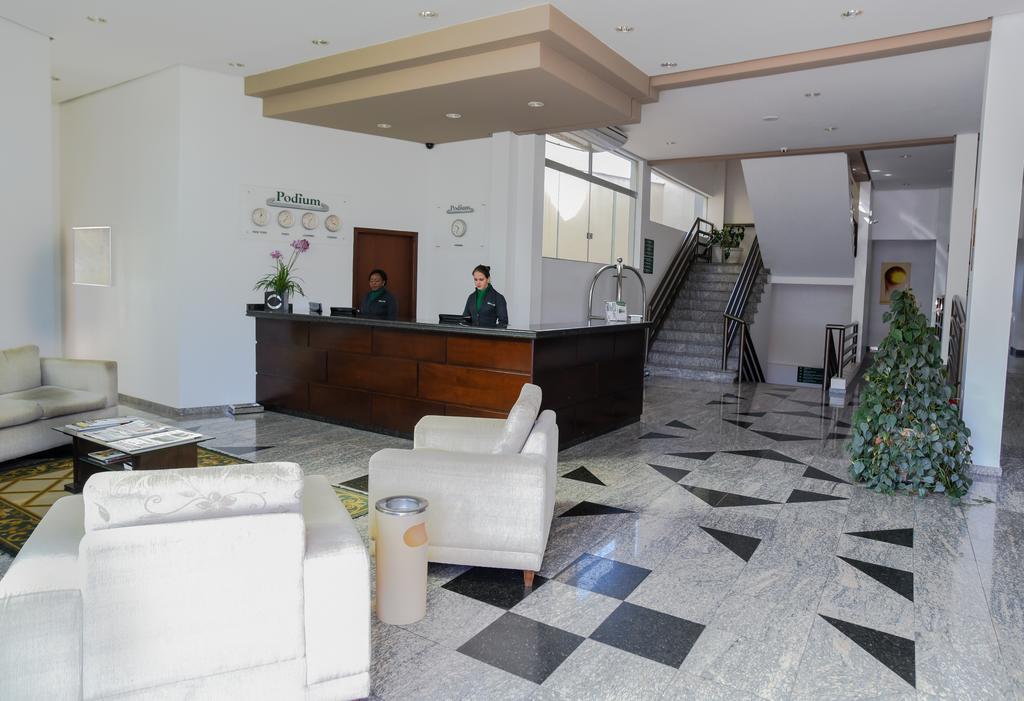 Podium Apart Hotel Varginha  Zewnętrze zdjęcie